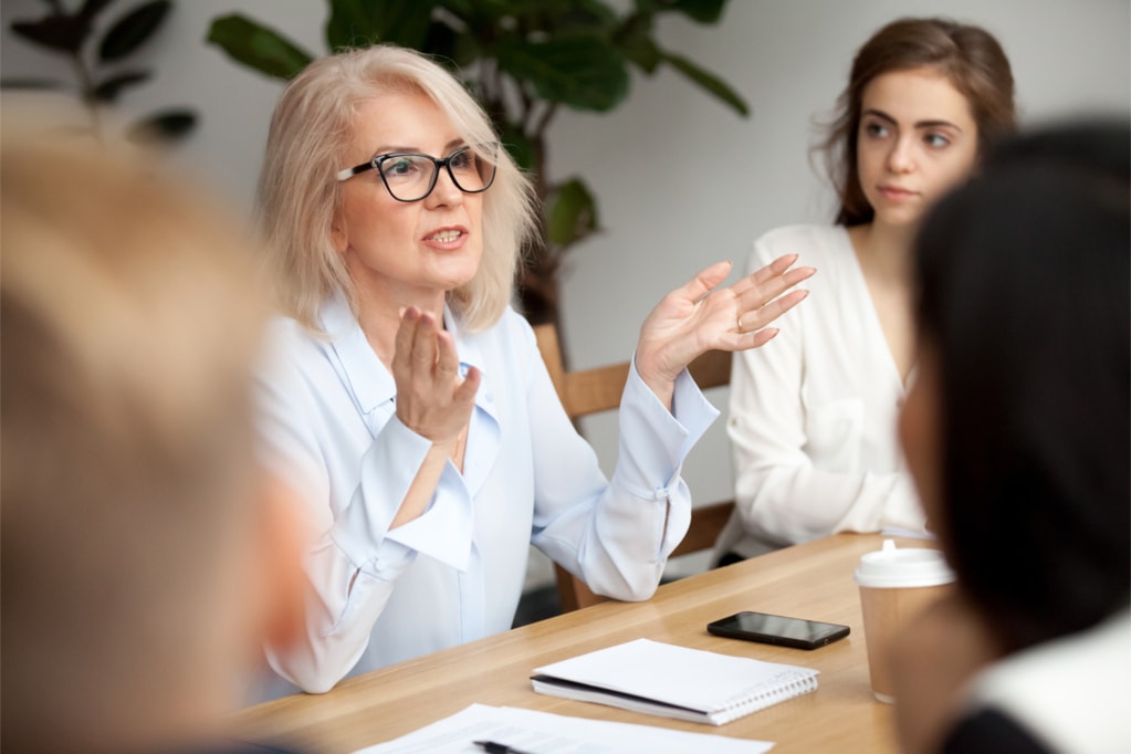 Réduire votre rémunération de dirigeant d’entreprise : quelles en sont les conséquences ?